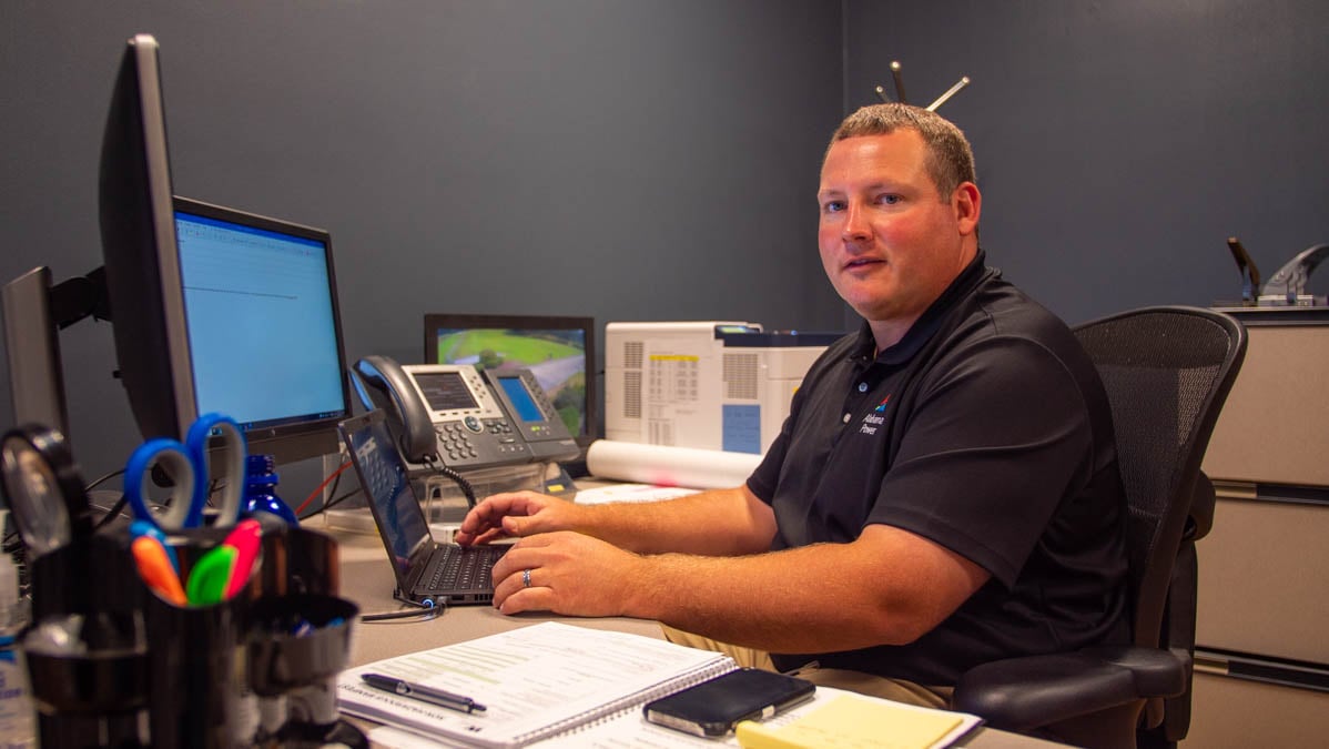 Alabama NewsCenter — This Alabama Power journeyman is an unsung hero with a heart for home