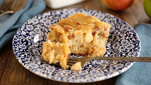 Alabama NewsCenter — Recipe: Apple Dapple Sheet Cake