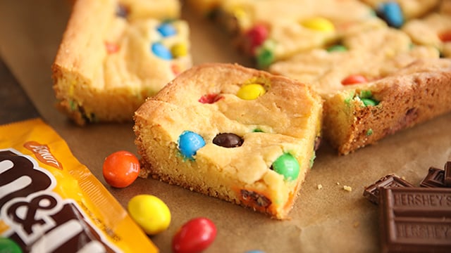 Alabama NewsCenter — Recipe: Easy Cake Mix Cookie Bars