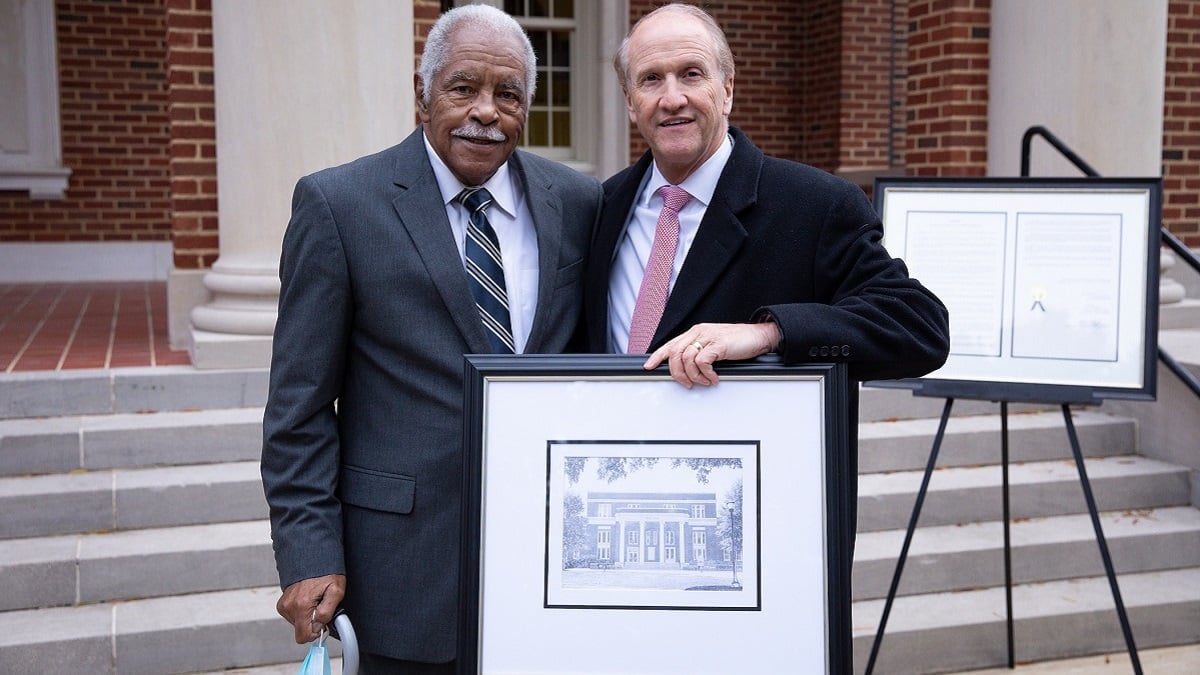 Alabama NewsCenter — University of Alabama dedicates Wade Hall in honor of first Black faculty member