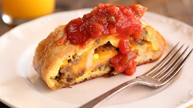Alabama NewsCenter — Recipe: Easy Breakfast Stromboli