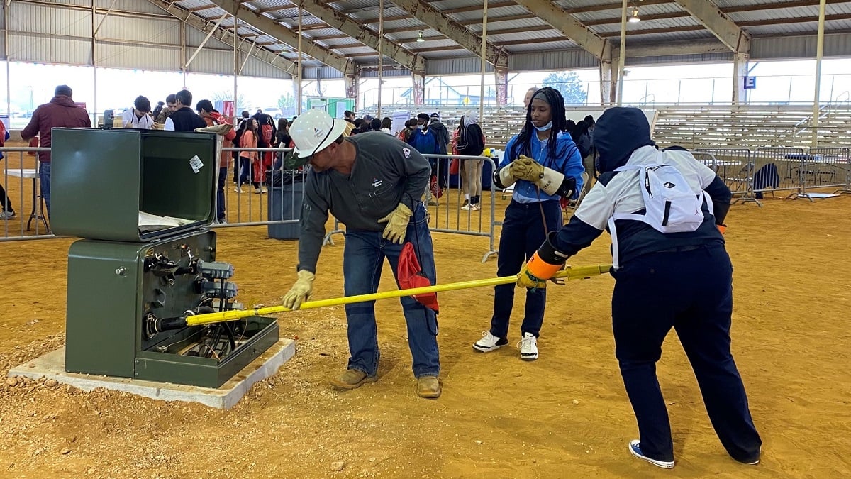 Alabama NewsCenter — Southeast WOW honors Alabama Power for career education