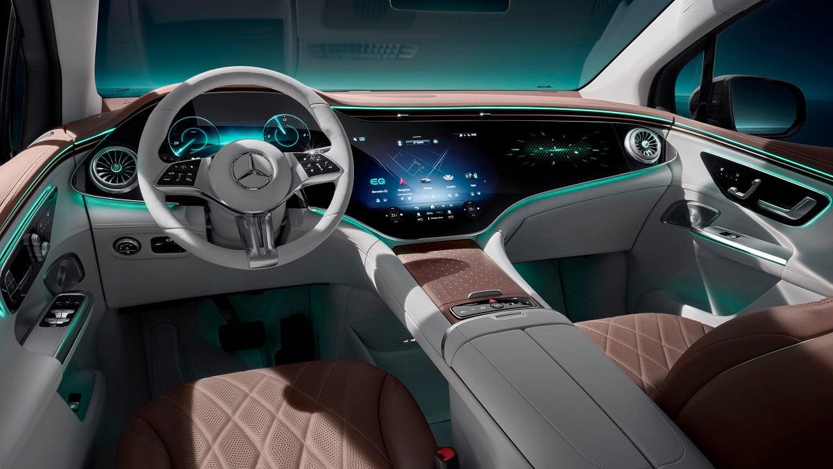 Alabama NewsCenter — Mercedes-Benz shares sneak peek inside next EV SUV to be built in Alabama