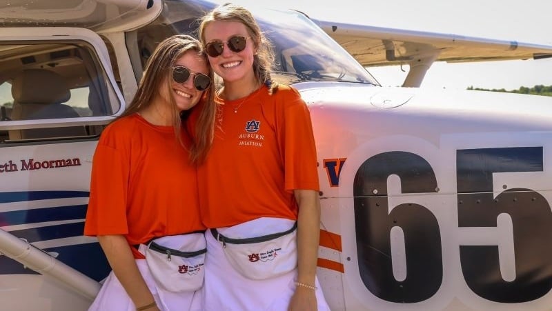 Alabama NewsCenter — Auburn School of Aviation’s Hearn, Moorman honored with Iron Eagle Award for emergency landing