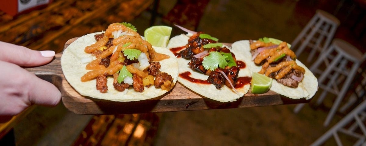 Alabama NewsCenter – Gadsden, Alabama, eatery S•Á Cantina offers twist on Mexican street food
