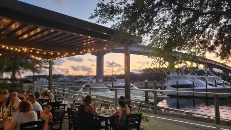 Alabama NewsCenter — Check out 6 of the best waterfront restaurants in Gulf Shores and Orange Beach