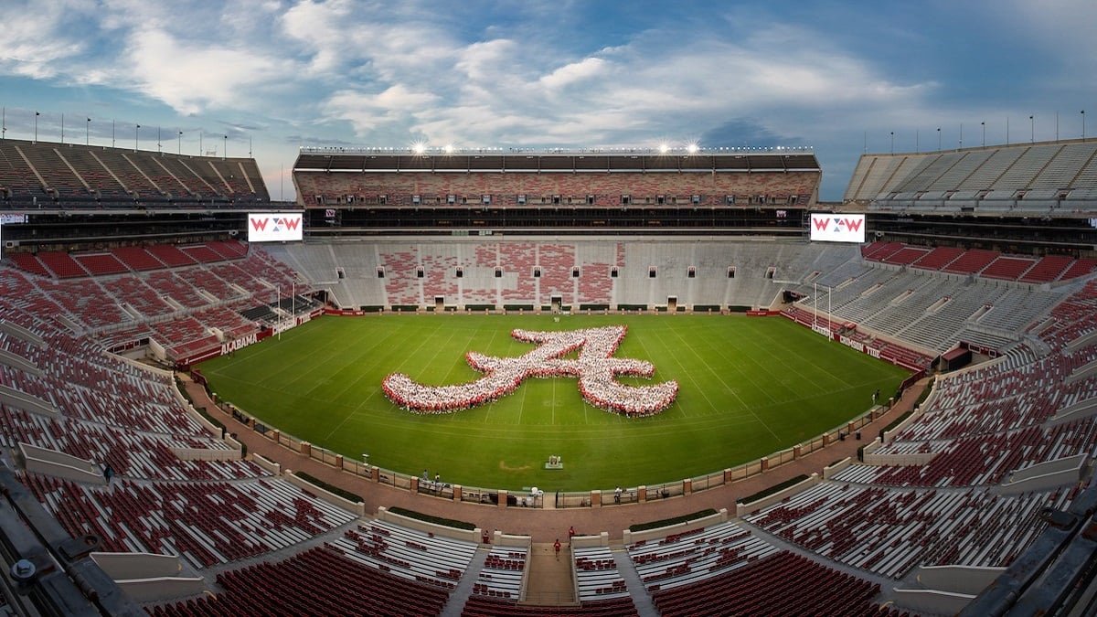 Alabama NewsCenter — Records broken: University of Alabama sees highest enrollment, most National Merit Scholars