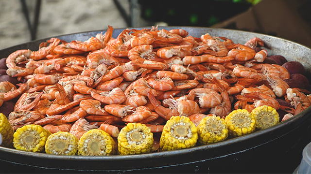 Alabama NewsCenter — Can’t Miss Alabama: National Shrimp Festival, Breast Cancer Awareness and fun autumn festivities