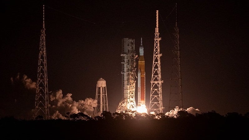 Alabama NewsCenter — NASA’s newest rocket, Space Launch System, blasts off with Alabama DNA
