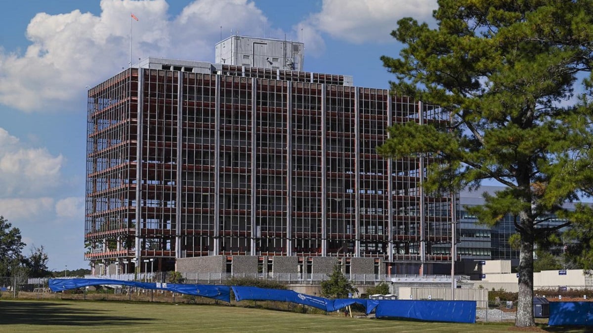 Alabama NewsCenter — Rockets go up, building comes down; NASA implodes historic HQ in Huntsville, Alabama