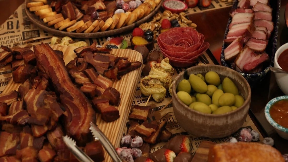 Alabama NewsCenter — Bill-E’s Small Batch Bacon and Bill-E’s the Restaurant have had a high-on-the-hog kind of year