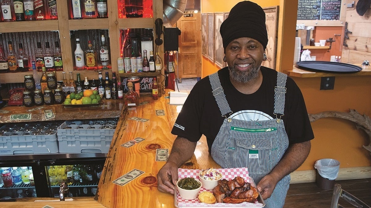 Alabama NewsCenter — Tiny Alabama town home to a big dream for barbecue pitmaster