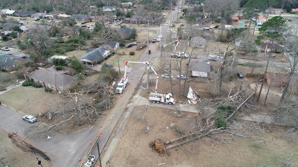 Alabama NewsCenter — Alabama Power works to restore power amid areas devastated by tornadoes