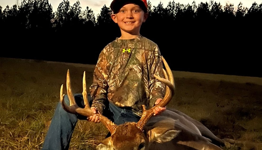 Alabama NewsCenter — ‘My biggest deer ever’: 8-year-old wins ALBBAA Big Buck Photo Contest