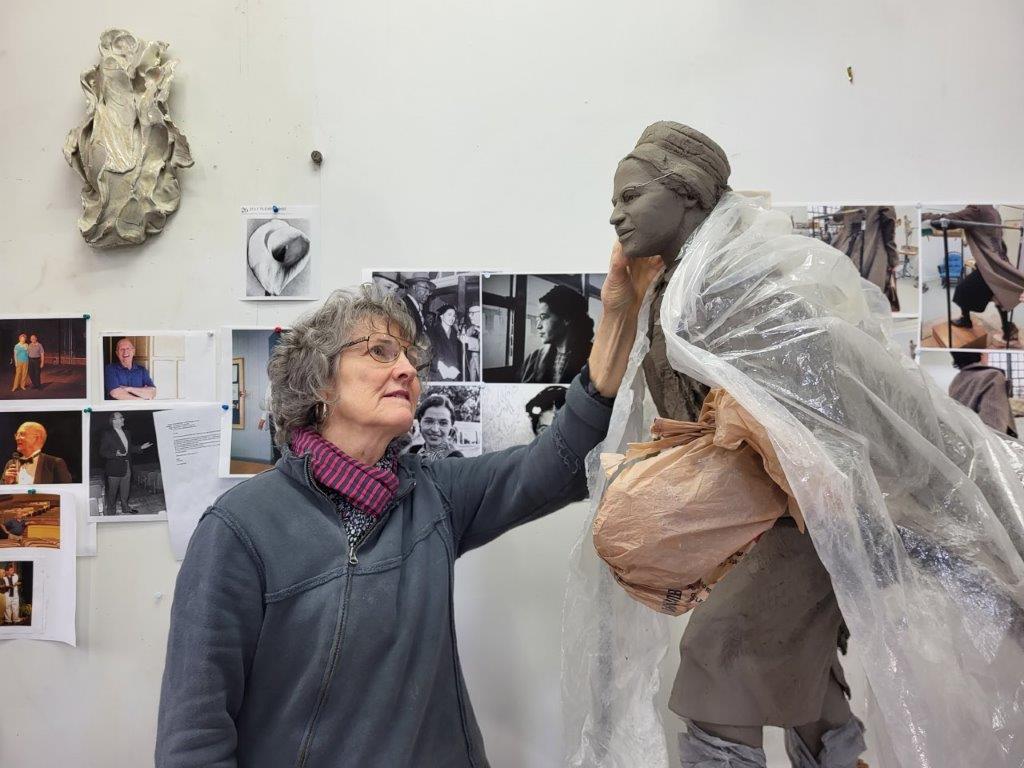 Artist brings Alabama civil rights icon, Rosa Parks, to life in sculpture