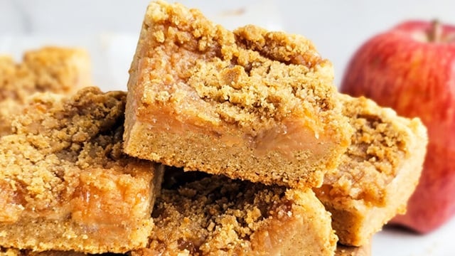 Alabama NewsCenter — Recipe: Apple Pie Sugar Cookie Bars