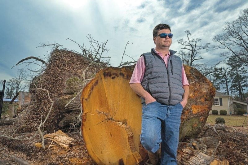 Alabama Power workers restored power in Selma amid own troubles