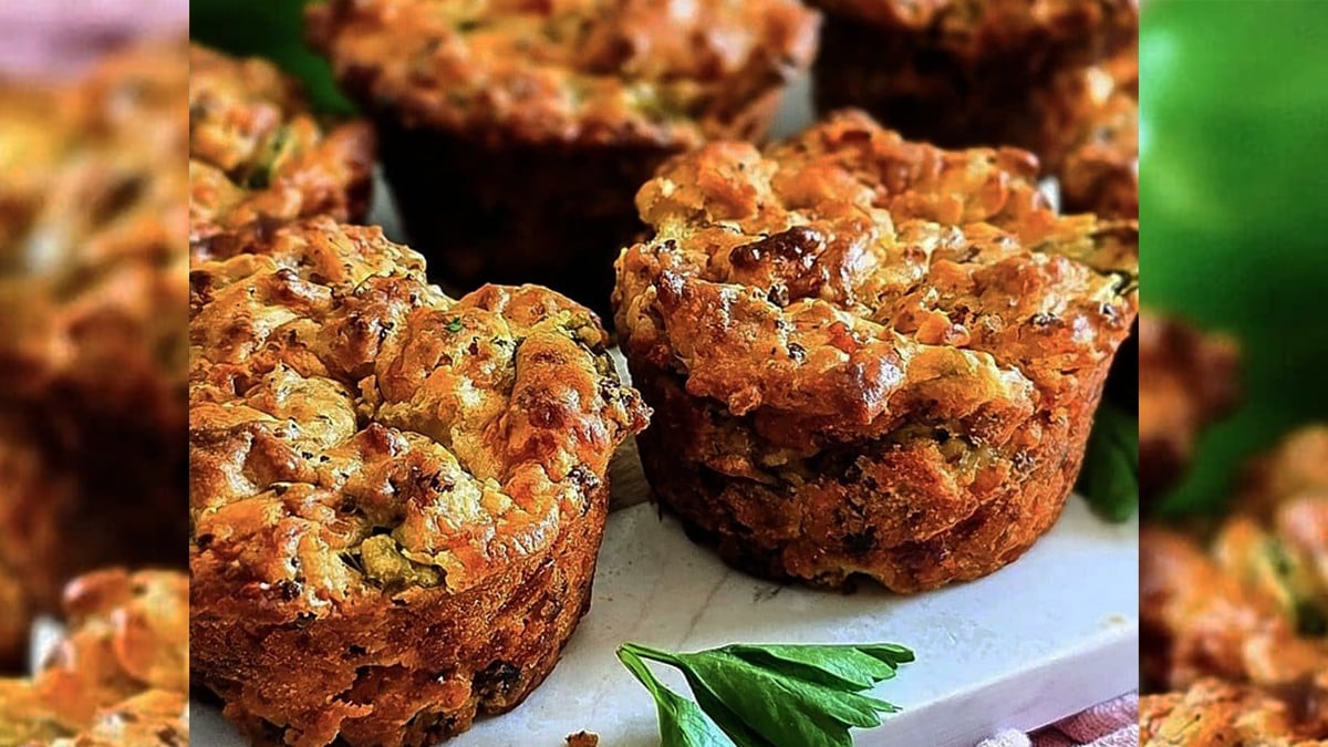 Recipe: Cheesy Sausage Breakfast Muffins