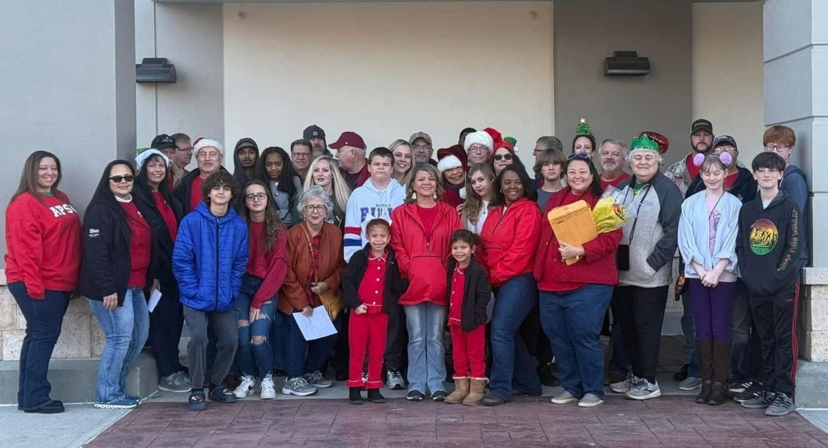 Alabama Power volunteers’ gifts of service bring year-round joy to communities