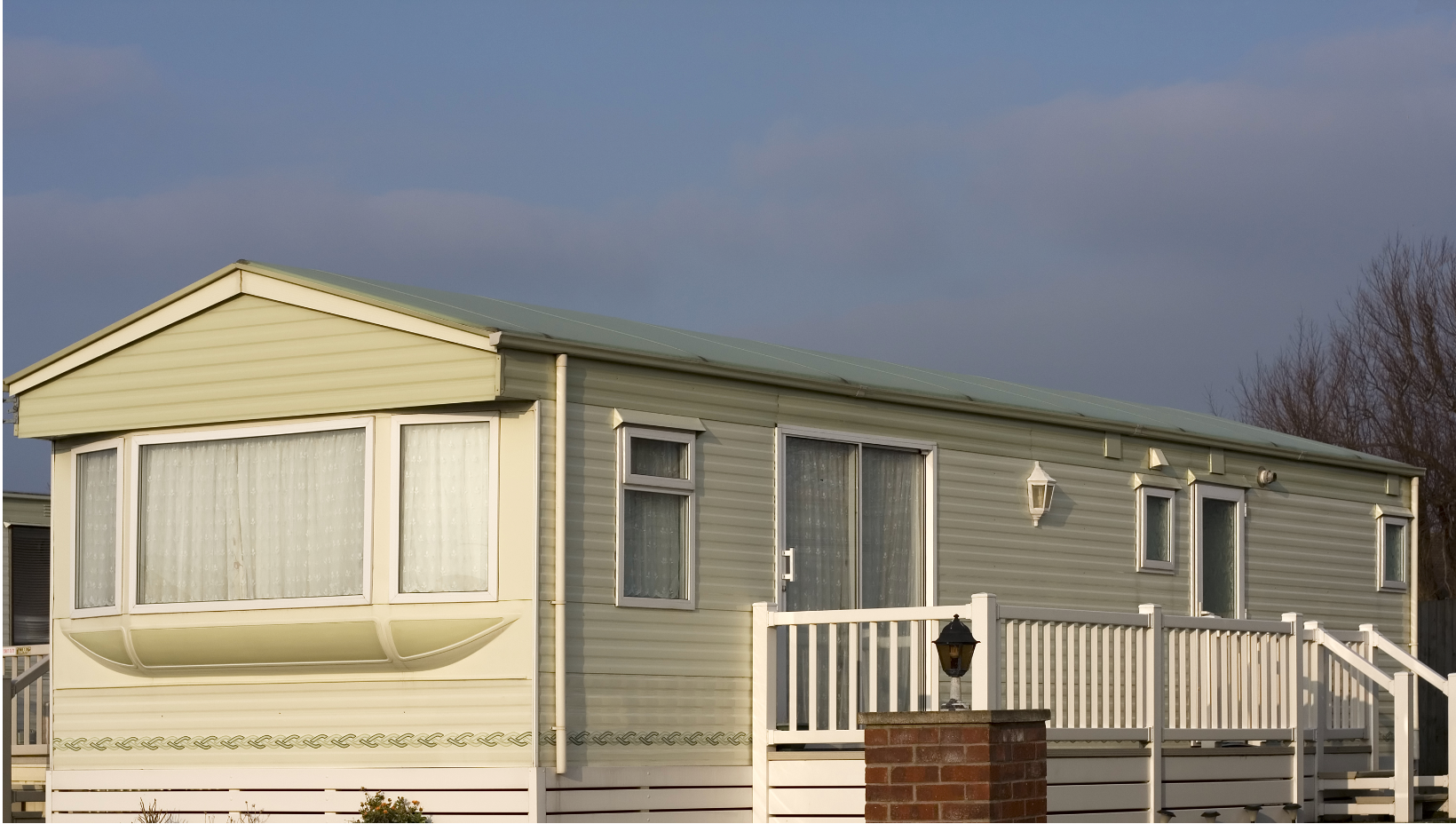 Keep the Warmth In: Energy-Saving Tips for Manufactured Homes